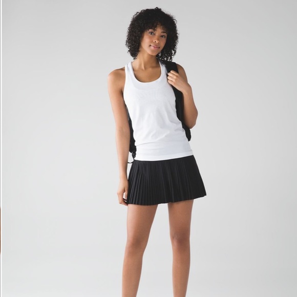 lululemon athletica Dresses & Skirts - Lululemon Pleat To Street Skirt II
Black!